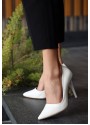 Hillar Beyaz Cilt Stiletto Ayakkabı