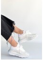 Rimay Beyaz Cilt Boncuk İşlemeli Spor Ayakkabı Rimay Beyaz Cilt Boncuk İşlemeli Spor Ayakkabı