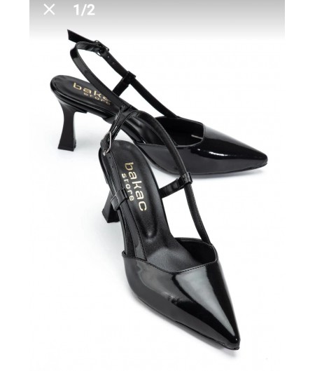 Hoost Siyah Rugan Topuklu Ayakkabı Hoost Siyah Rugan Topuklu Ayakkabı