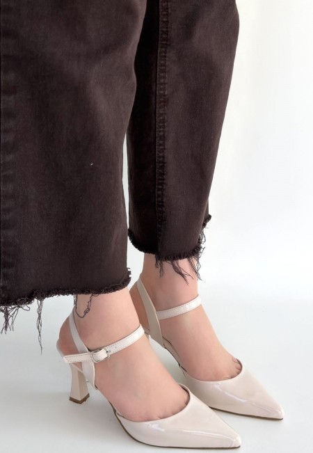 Suden Bej Rugan Topuklu Ayakkabı