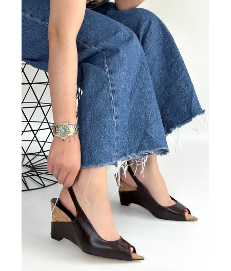 Nemba Kahverengi Rugan Dolgu Topuk Ayakkabı