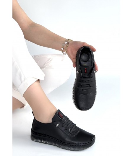 Jiten Siyah Deri Bağcıklı Spor Ayakkabı