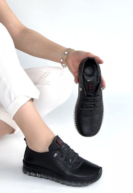 Jiten Siyah Deri Bağcıklı Spor Ayakkabı